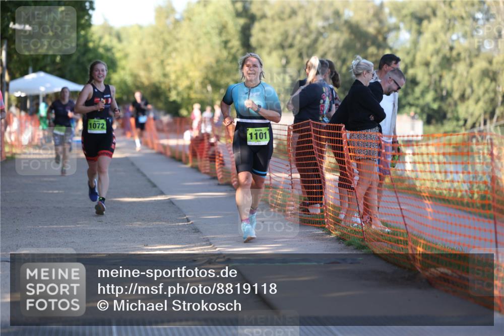 07.09.2025 - 19. Norderstedt Triathlon Michael Strokosch http://msf.ph/oto/8819118 07.09.2025 16:44:52 Laufen 429, 897, 925, 1045, 1052, 1072, 1101 meine-sportfotos.de