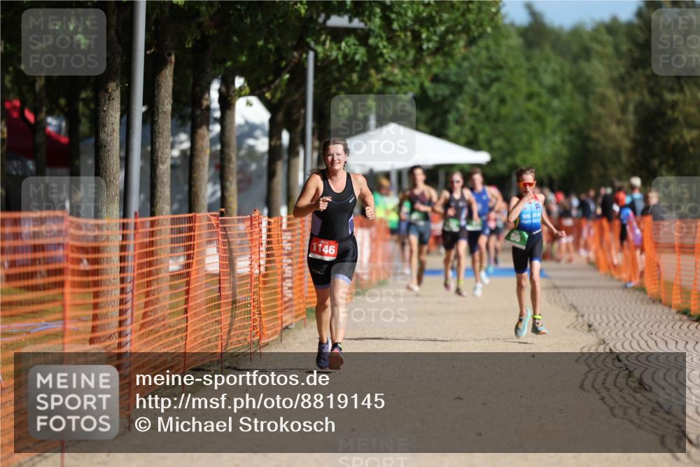 07.09.2025 - 19. Norderstedt Triathlon Michael Strokosch http://msf.ph/oto/8819145 07.09.2025 10:51:28 Laufen 56, 1146 meine-sportfotos.de