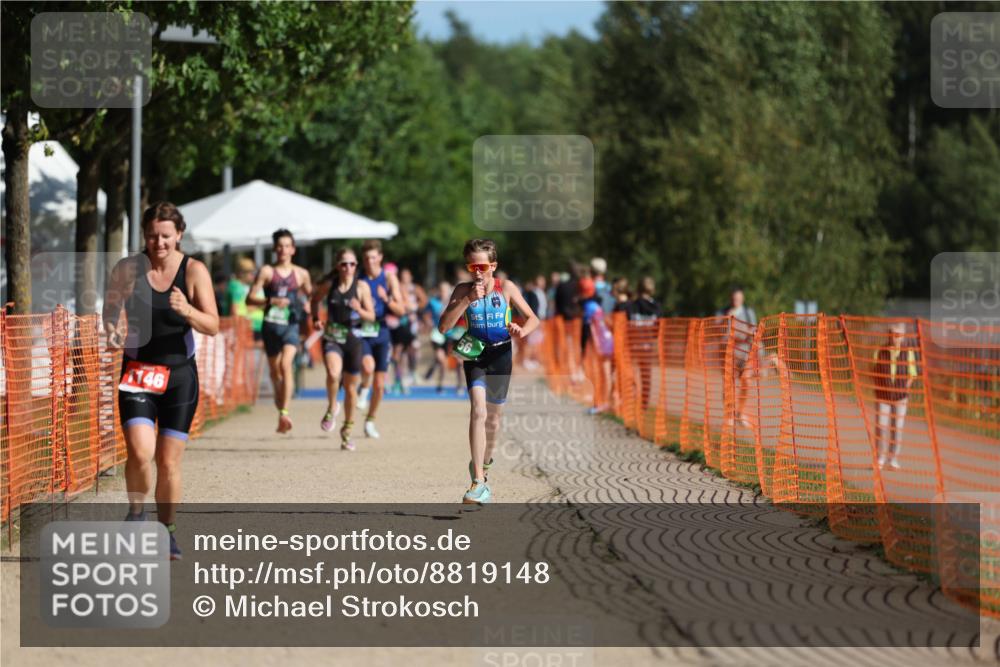 07.09.2025 - 19. Norderstedt Triathlon Michael Strokosch http://msf.ph/oto/8819148 07.09.2025 10:51:29 Laufen 56, 673, 686, 1146 meine-sportfotos.de