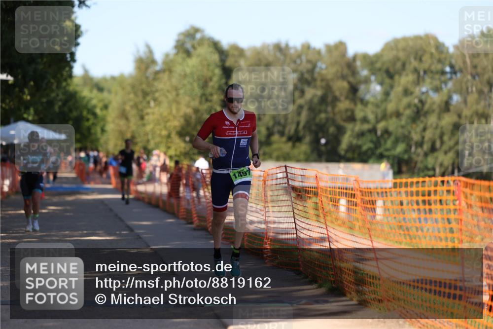 07.09.2025 - 19. Norderstedt Triathlon Michael Strokosch http://msf.ph/oto/8819162 07.09.2025 15:45:45 Laufen 1485, 1497 meine-sportfotos.de
