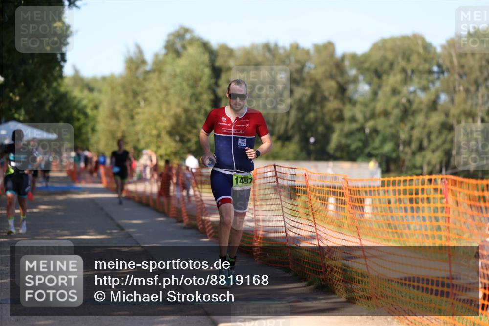 07.09.2025 - 19. Norderstedt Triathlon Michael Strokosch http://msf.ph/oto/8819168 07.09.2025 15:45:45 Laufen 1485, 1497 meine-sportfotos.de