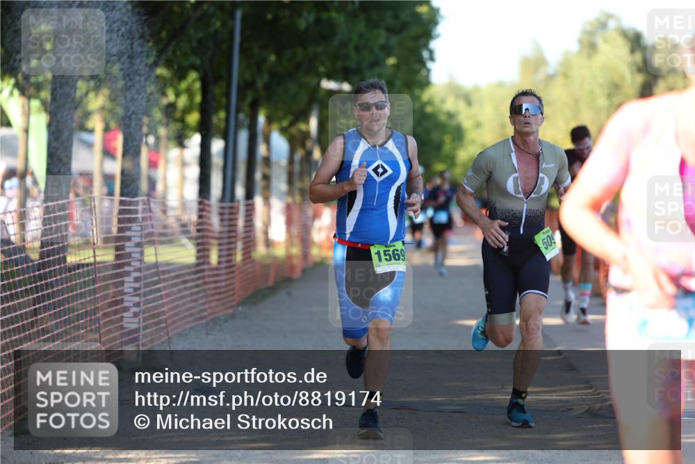 07.09.2025 - 19. Norderstedt Triathlon Michael Strokosch http://msf.ph/oto/8819174 07.09.2025 16:45:01 Laufen 509, 897, 930, 1052, 1569 meine-sportfotos.de