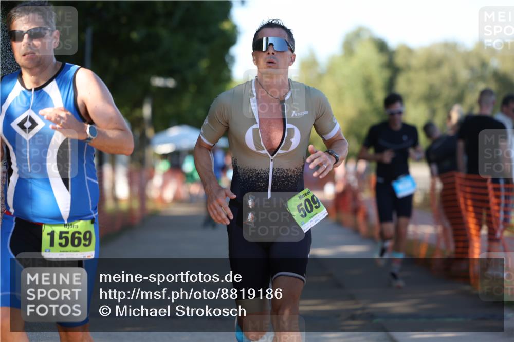 07.09.2025 - 19. Norderstedt Triathlon Michael Strokosch http://msf.ph/oto/8819186 07.09.2025 16:45:03 Laufen 509, 930, 1568, 1569 meine-sportfotos.de