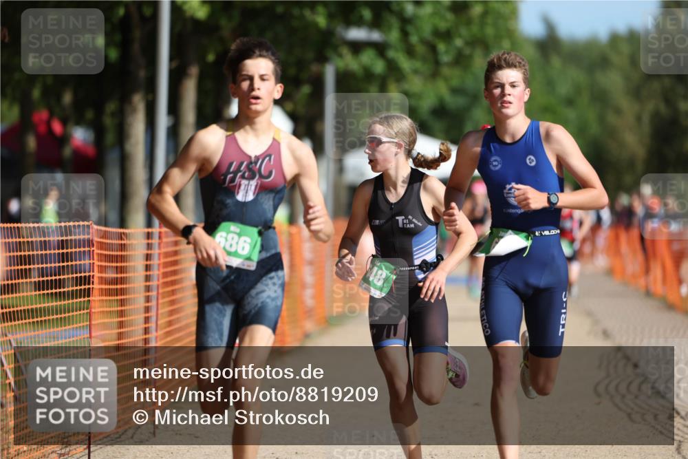 07.09.2025 - 19. Norderstedt Triathlon Michael Strokosch http://msf.ph/oto/8819209 07.09.2025 10:51:35 Laufen 56, 648, 673, 686, 1146 meine-sportfotos.de