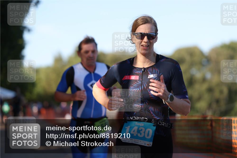 07.09.2025 - 19. Norderstedt Triathlon Michael Strokosch http://msf.ph/oto/8819210 07.09.2025 16:45:12 Laufen 380, 913, 1410, 1568 meine-sportfotos.de