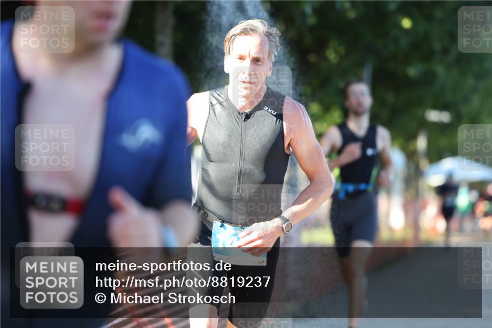 07.09.2025 - 19. Norderstedt Triathlon Michael Strokosch http://msf.ph/oto/8819237 07.09.2025 16:45:18 Laufen 380, 913, 1410 meine-sportfotos.de