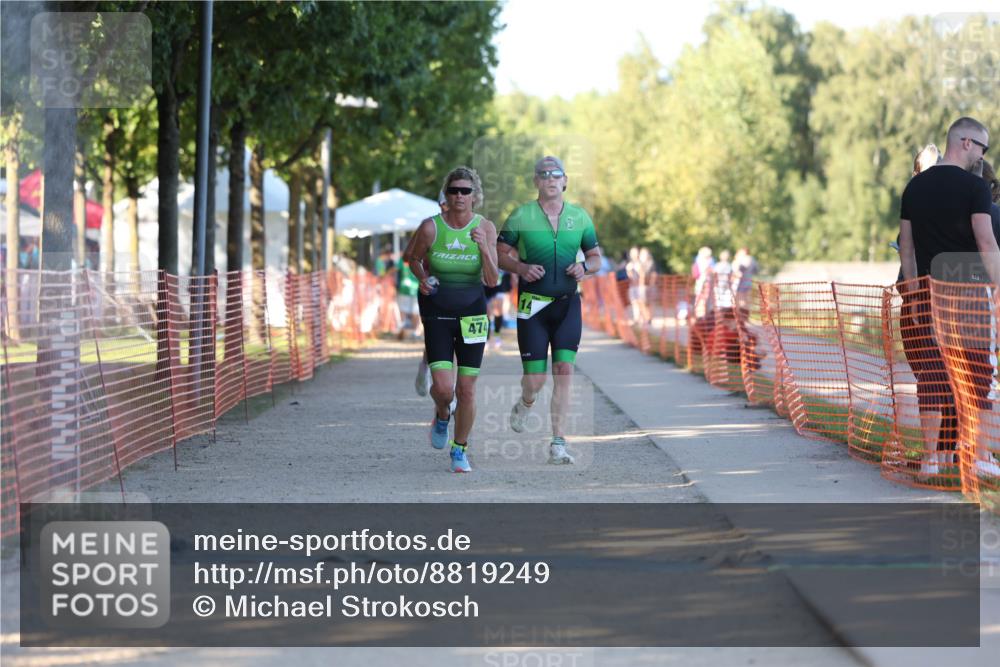 07.09.2025 - 19. Norderstedt Triathlon Michael Strokosch http://msf.ph/oto/8819249 07.09.2025 16:45:35 Laufen 953, 1089 meine-sportfotos.de