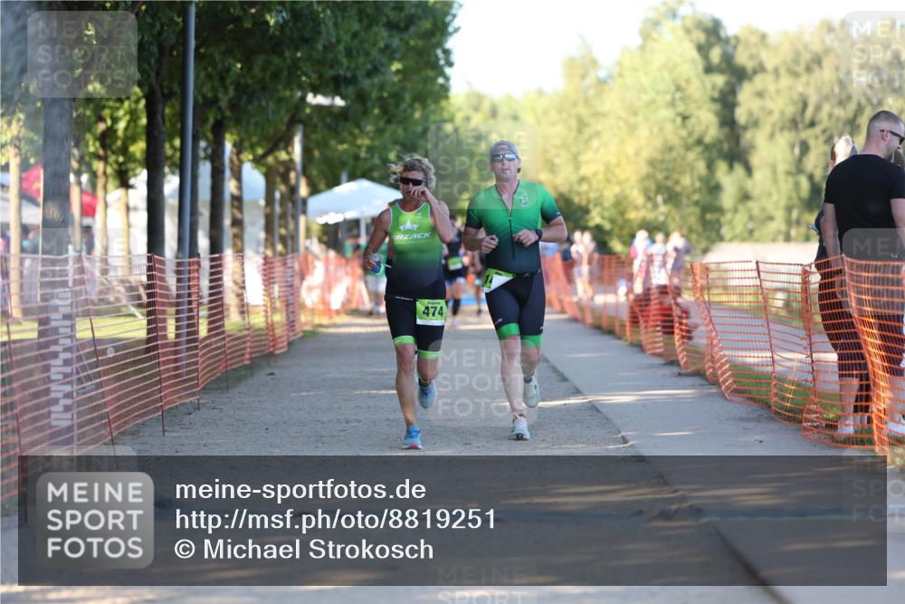 07.09.2025 - 19. Norderstedt Triathlon Michael Strokosch http://msf.ph/oto/8819251 07.09.2025 16:45:35 Laufen 953, 1089 meine-sportfotos.de