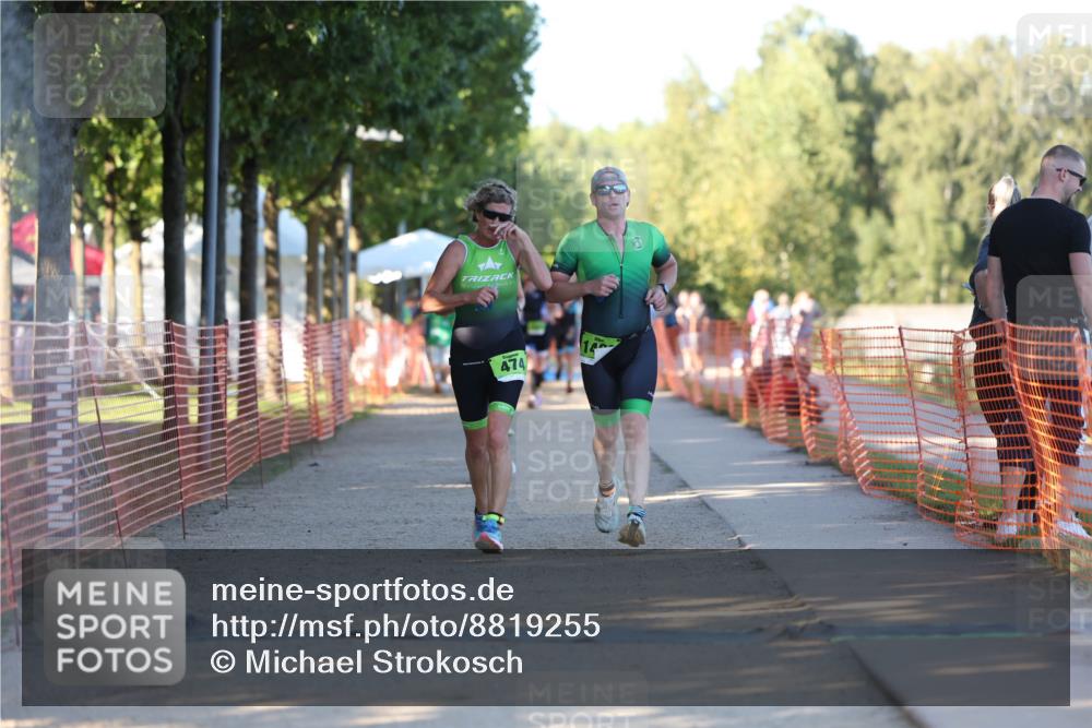 07.09.2025 - 19. Norderstedt Triathlon Michael Strokosch http://msf.ph/oto/8819255 07.09.2025 16:45:36 Laufen 953, 1043 meine-sportfotos.de