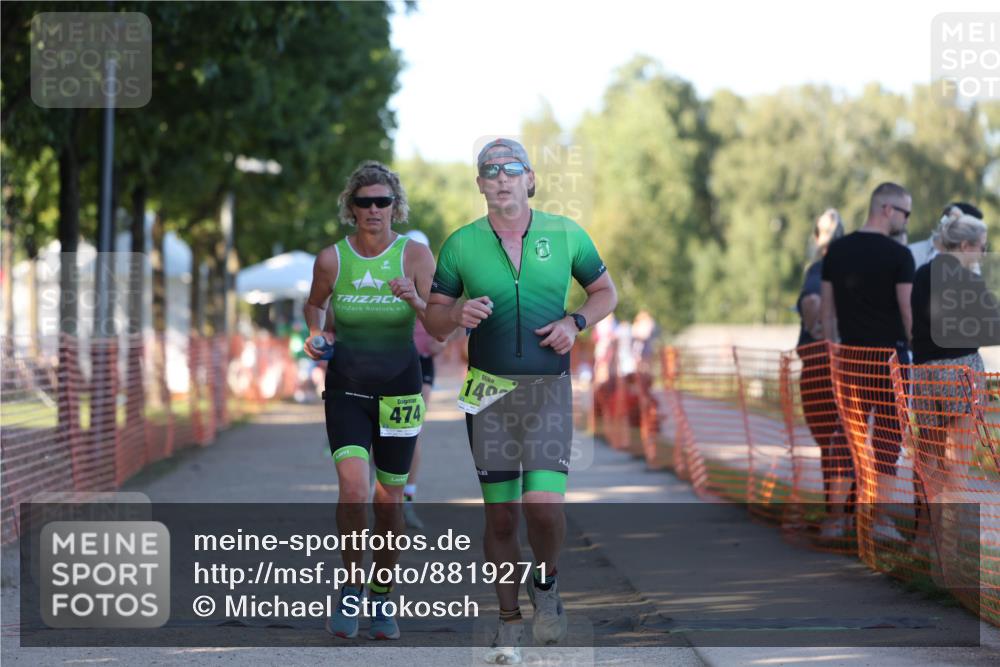 07.09.2025 - 19. Norderstedt Triathlon Michael Strokosch http://msf.ph/oto/8819271 07.09.2025 16:45:37 Laufen 953, 1043 meine-sportfotos.de