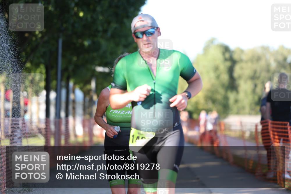 07.09.2025 - 19. Norderstedt Triathlon Michael Strokosch http://msf.ph/oto/8819278 07.09.2025 16:45:39 Laufen 953, 1043 meine-sportfotos.de