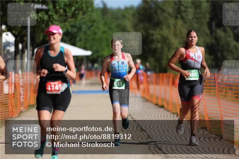 07.09.2025 - 19. Norderstedt Triathlon Michael Strokosch http://msf.ph/oto/8819312 07.09.2025 10:51:50 Laufen 133, 641, 660, 1114, 1141 meine-sportfotos.de