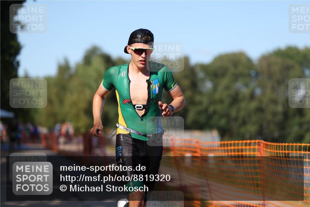 07.09.2025 - 19. Norderstedt Triathlon Michael Strokosch http://msf.ph/oto/8819320 07.09.2025 15:46:03 Laufen 1505 meine-sportfotos.de