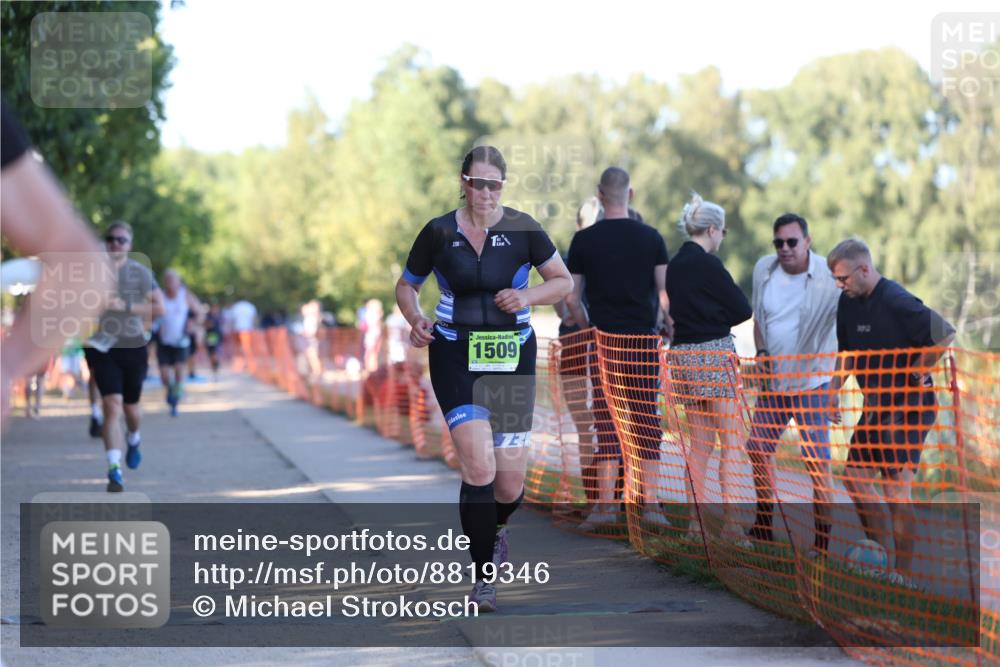07.09.2025 - 19. Norderstedt Triathlon Michael Strokosch http://msf.ph/oto/8819346 07.09.2025 16:45:51 Laufen 949, 951, 954, 1509, 1621 meine-sportfotos.de