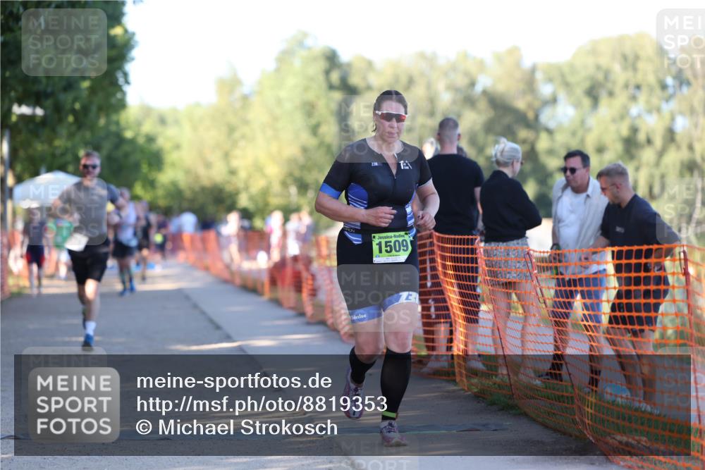 07.09.2025 - 19. Norderstedt Triathlon Michael Strokosch http://msf.ph/oto/8819353 07.09.2025 16:45:51 Laufen 949, 951, 954, 1509, 1621 meine-sportfotos.de
