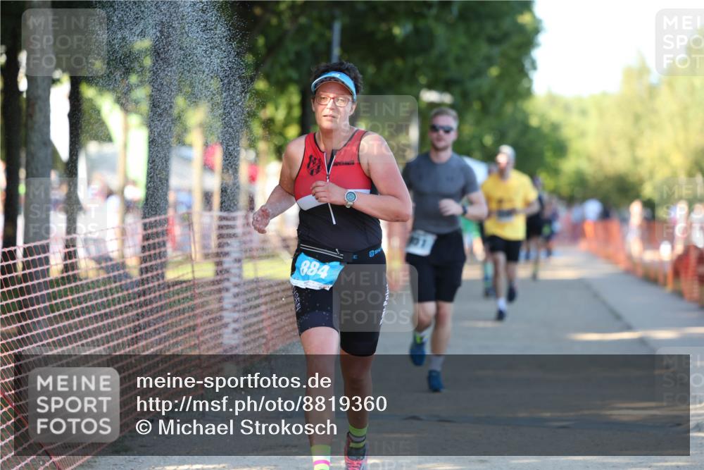 07.09.2025 - 19. Norderstedt Triathlon Michael Strokosch http://msf.ph/oto/8819360 07.09.2025 16:45:54 Laufen 949, 951, 956, 1509 meine-sportfotos.de