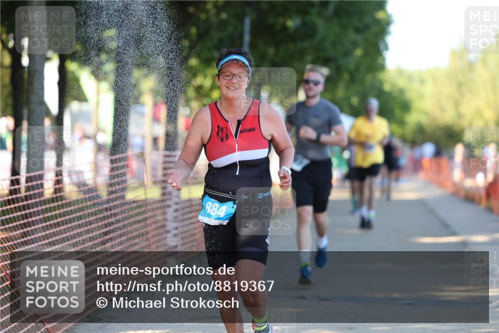 07.09.2025 - 19. Norderstedt Triathlon Michael Strokosch http://msf.ph/oto/8819367 07.09.2025 16:45:54 Laufen 949, 951, 956, 1509 meine-sportfotos.de