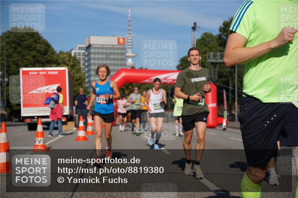 07.09.2025 - BARMER Alsterlauf Yannick Fuchs http://msf.ph/oto/8819380 07.09.2025 09:44:14 Laufen 2165, 242 meine-sportfotos.de