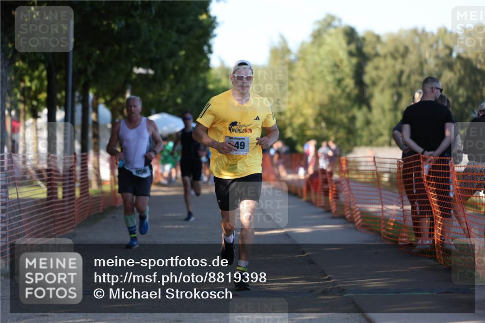 07.09.2025 - 19. Norderstedt Triathlon Michael Strokosch http://msf.ph/oto/8819398 07.09.2025 16:45:58 Laufen 949, 951, 956, 1601 meine-sportfotos.de