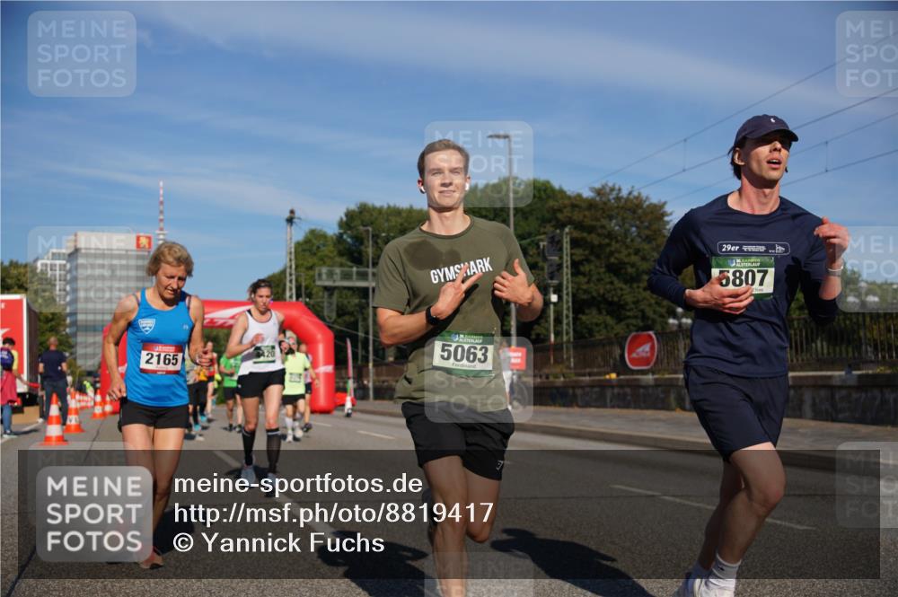 07.09.2025 - BARMER Alsterlauf Yannick Fuchs http://msf.ph/oto/8819417 07.09.2025 09:44:15 Laufen 29, 5807, 2165, 5063 meine-sportfotos.de