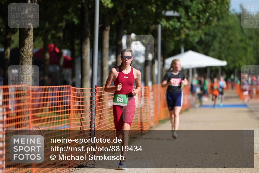 07.09.2025 - 19. Norderstedt Triathlon Michael Strokosch http://msf.ph/oto/8819434 07.09.2025 10:52:15 Laufen 86, 1130 meine-sportfotos.de