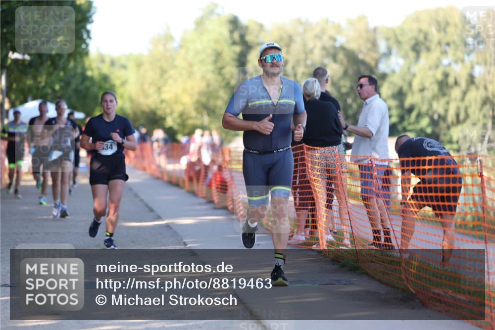 07.09.2025 - 19. Norderstedt Triathlon Michael Strokosch http://msf.ph/oto/8819463 07.09.2025 16:46:20 Laufen 866, 887, 934, 1088, 1415, 1423, 1476 meine-sportfotos.de