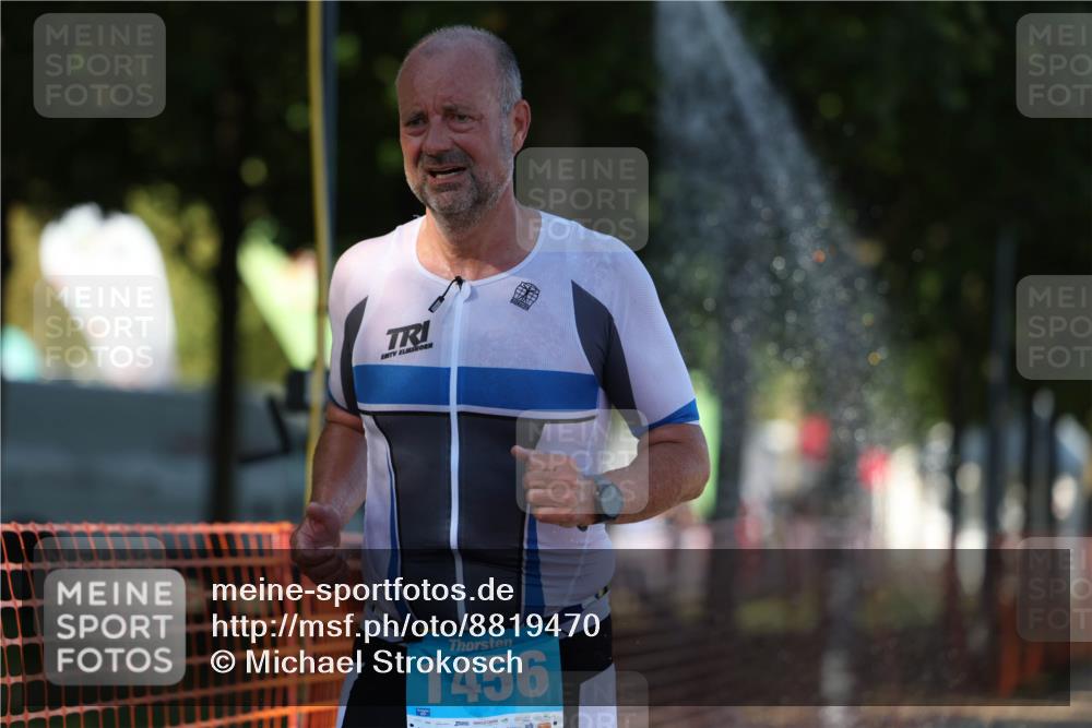 07.09.2025 - 19. Norderstedt Triathlon Michael Strokosch http://msf.ph/oto/8819470 07.09.2025 15:46:24 Laufen  meine-sportfotos.de