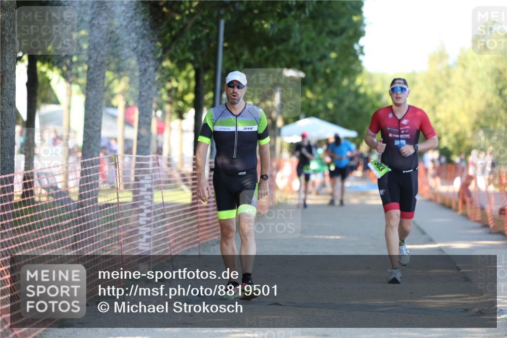 07.09.2025 - 19. Norderstedt Triathlon Michael Strokosch http://msf.ph/oto/8819501 07.09.2025 16:46:31 Laufen 397, 503, 866 meine-sportfotos.de