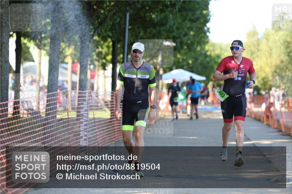 07.09.2025 - 19. Norderstedt Triathlon Michael Strokosch http://msf.ph/oto/8819504 07.09.2025 16:46:32 Laufen 397, 503 meine-sportfotos.de