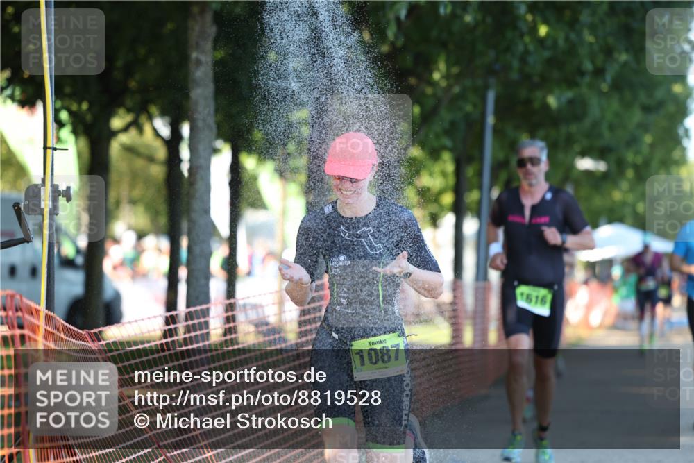 07.09.2025 - 19. Norderstedt Triathlon Michael Strokosch http://msf.ph/oto/8819528 07.09.2025 16:46:41 Laufen 383, 894, 946, 1087, 1581, 1616 meine-sportfotos.de