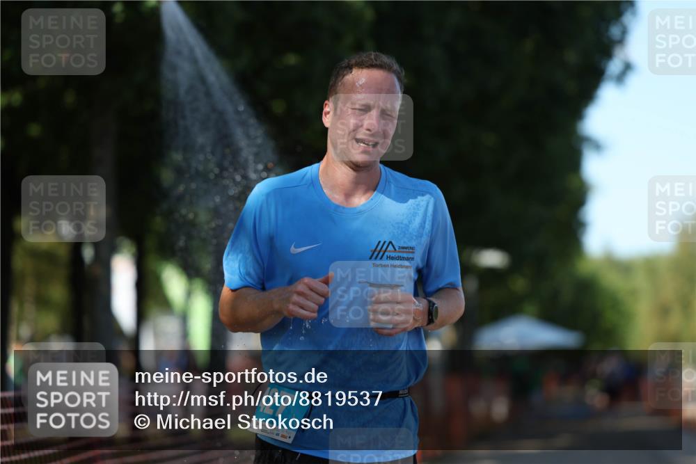 07.09.2025 - 19. Norderstedt Triathlon Michael Strokosch http://msf.ph/oto/8819537 07.09.2025 15:46:44 Laufen 427 meine-sportfotos.de