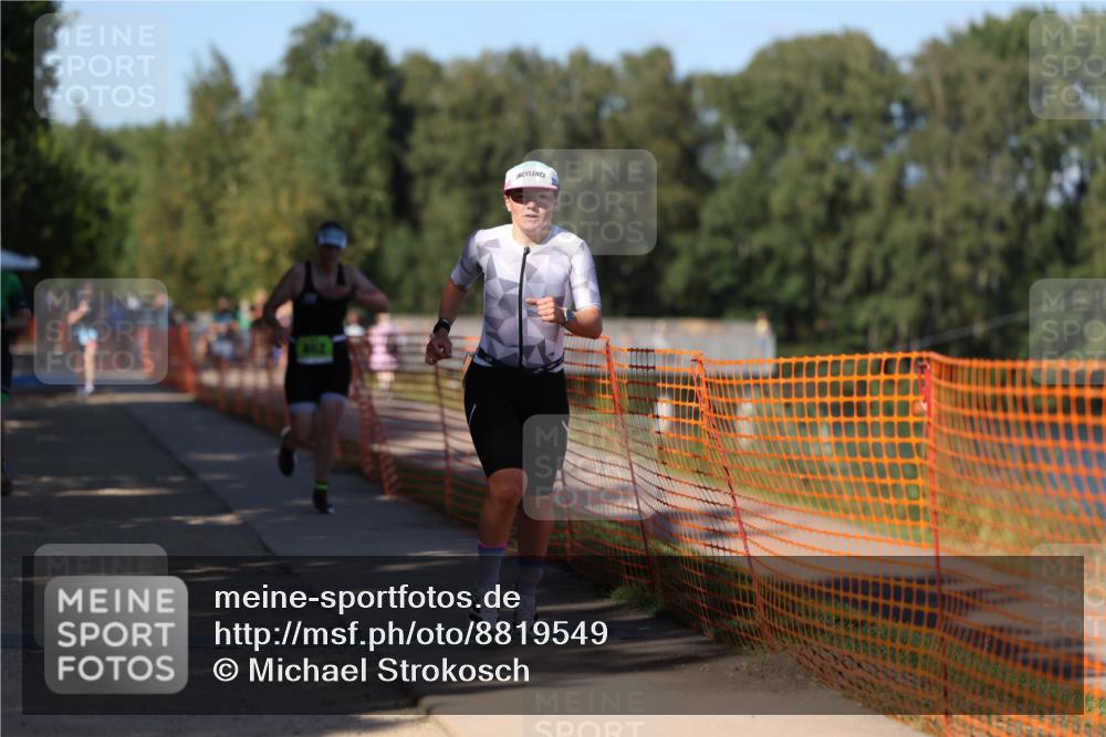 07.09.2025 - 19. Norderstedt Triathlon Michael Strokosch http://msf.ph/oto/8819549 07.09.2025 15:46:56 Laufen 448, 462, 465 meine-sportfotos.de