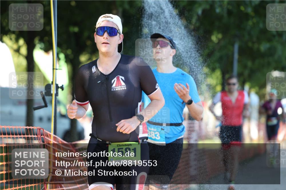 07.09.2025 - 19. Norderstedt Triathlon Michael Strokosch http://msf.ph/oto/8819553 07.09.2025 16:46:45 Laufen 383, 894, 946, 1087, 1581, 1611, 1616 meine-sportfotos.de