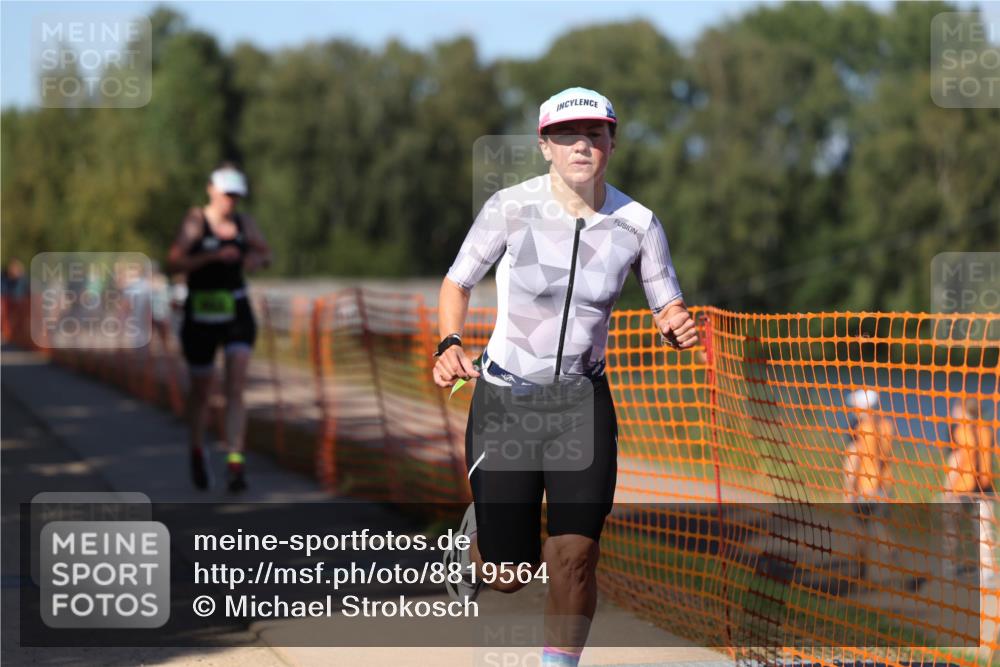 07.09.2025 - 19. Norderstedt Triathlon Michael Strokosch http://msf.ph/oto/8819564 07.09.2025 15:46:58 Laufen 448, 462, 465 meine-sportfotos.de