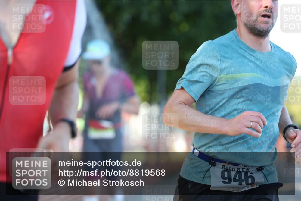 07.09.2025 - 19. Norderstedt Triathlon Michael Strokosch http://msf.ph/oto/8819568 07.09.2025 16:46:50 Laufen 894, 940, 946, 1069, 1106, 1611 meine-sportfotos.de
