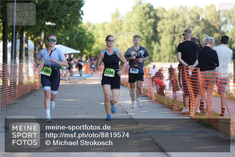 07.09.2025 - 19. Norderstedt Triathlon Michael Strokosch http://msf.ph/oto/8819574 07.09.2025 16:46:54 Laufen 940, 1069, 1106, 1611 meine-sportfotos.de