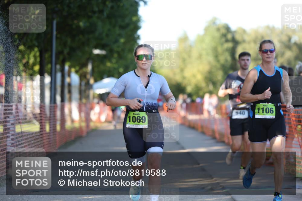 07.09.2025 - 19. Norderstedt Triathlon Michael Strokosch http://msf.ph/oto/8819588 07.09.2025 16:46:56 Laufen 940, 1069, 1106 meine-sportfotos.de