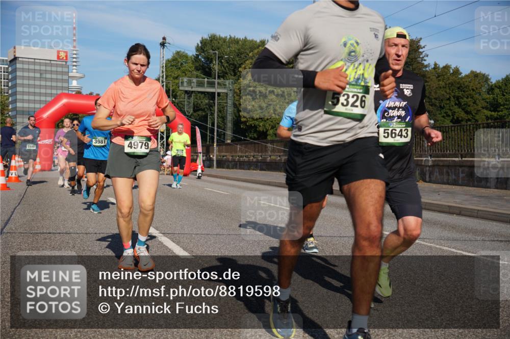 07.09.2025 - BARMER Alsterlauf Yannick Fuchs http://msf.ph/oto/8819598 07.09.2025 09:44:23 Laufen 3981, 5940, 4979, 2174, 2, 10, 5326, 5643 meine-sportfotos.de