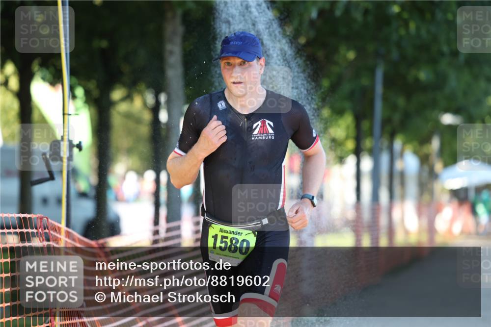 07.09.2025 - 19. Norderstedt Triathlon Michael Strokosch http://msf.ph/oto/8819602 07.09.2025 16:47:06 Laufen 945, 1464, 1580 meine-sportfotos.de