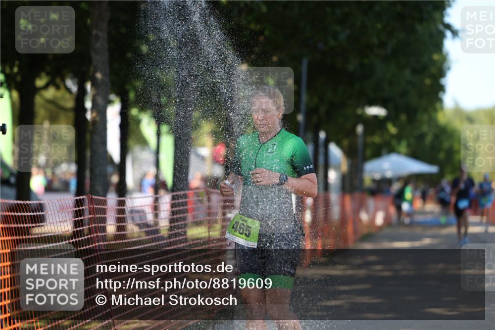 07.09.2025 - 19. Norderstedt Triathlon Michael Strokosch http://msf.ph/oto/8819609 07.09.2025 15:47:03 Laufen 462, 465, 1430 meine-sportfotos.de