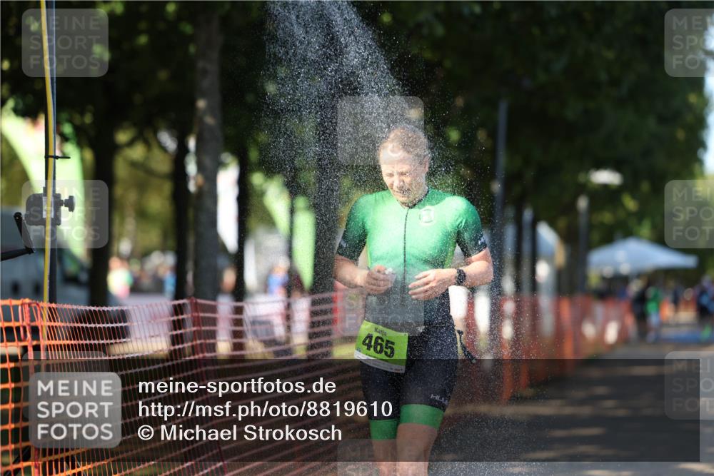 07.09.2025 - 19. Norderstedt Triathlon Michael Strokosch http://msf.ph/oto/8819610 07.09.2025 15:47:03 Laufen 462, 465, 1430 meine-sportfotos.de