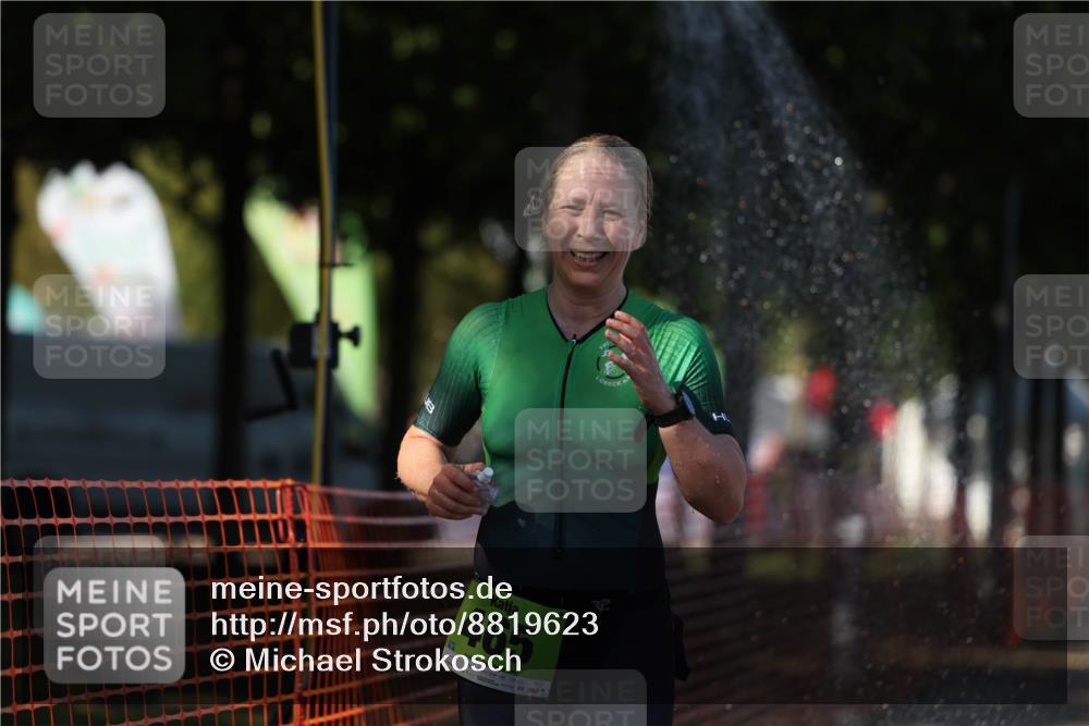 07.09.2025 - 19. Norderstedt Triathlon Michael Strokosch http://msf.ph/oto/8819623 07.09.2025 15:47:04 Laufen 462, 465, 1430 meine-sportfotos.de