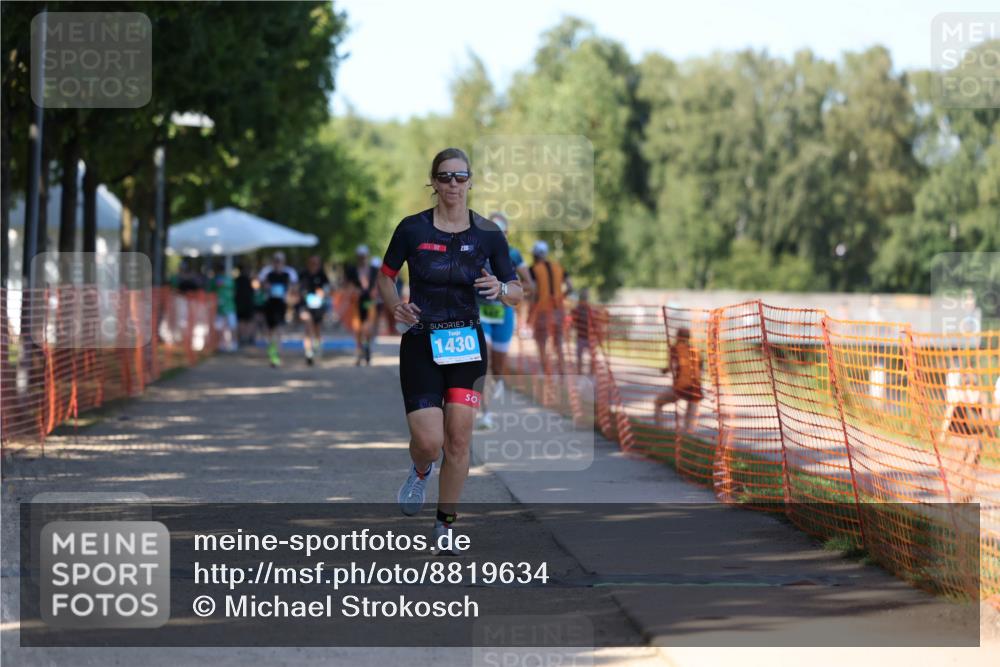 07.09.2025 - 19. Norderstedt Triathlon Michael Strokosch http://msf.ph/oto/8819634 07.09.2025 15:47:09 Laufen 442, 1430 meine-sportfotos.de