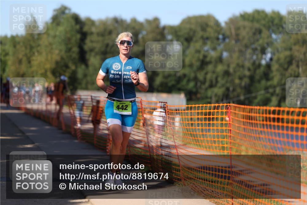 07.09.2025 - 19. Norderstedt Triathlon Michael Strokosch http://msf.ph/oto/8819674 07.09.2025 15:47:14 Laufen 420, 442, 1430 meine-sportfotos.de