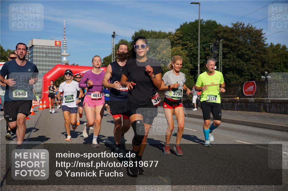 07.09.2025 - BARMER Alsterlauf Yannick Fuchs http://msf.ph/oto/8819677 07.09.2025 09:44:27 Laufen 1, 5940, 5884, 4613, 36, 3750, 2174 meine-sportfotos.de