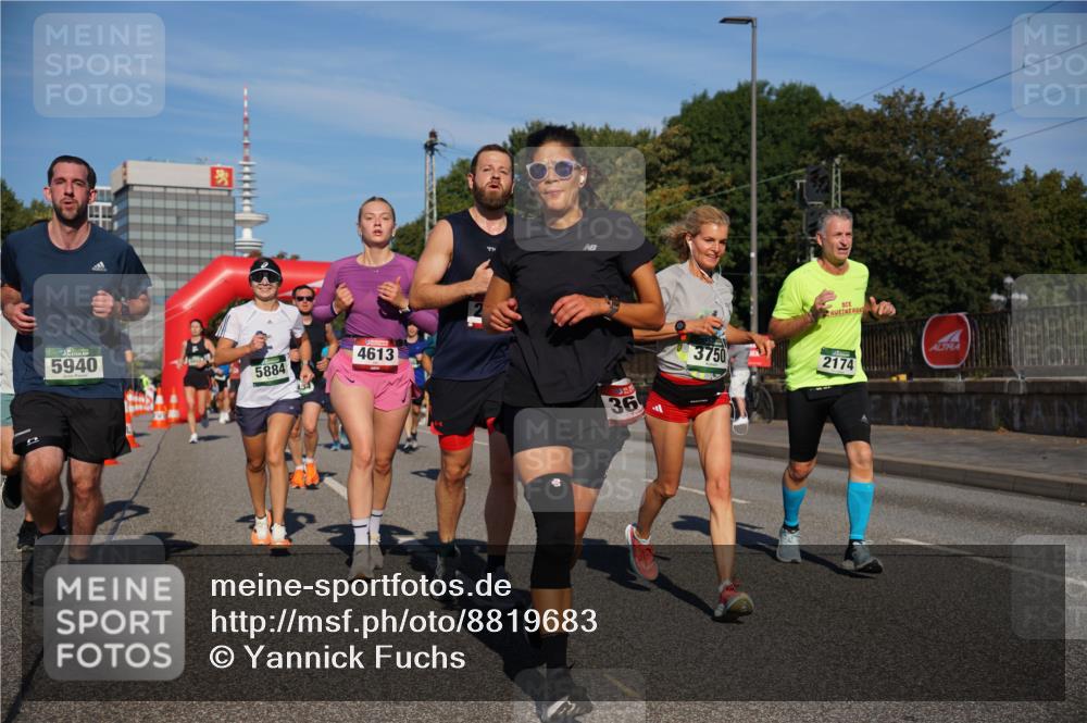 07.09.2025 - BARMER Alsterlauf Yannick Fuchs http://msf.ph/oto/8819683 07.09.2025 09:44:27 Laufen 5940, 5884, 4613, 3750, 2174, 36 meine-sportfotos.de