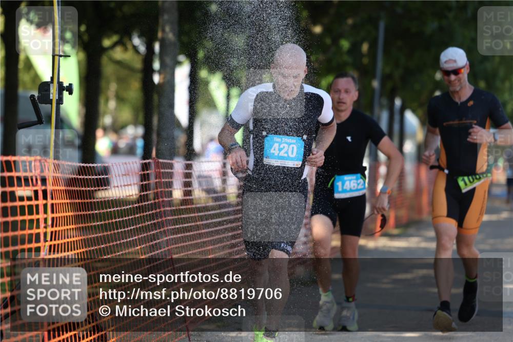07.09.2025 - 19. Norderstedt Triathlon Michael Strokosch http://msf.ph/oto/8819706 07.09.2025 15:47:22 Laufen 420 meine-sportfotos.de