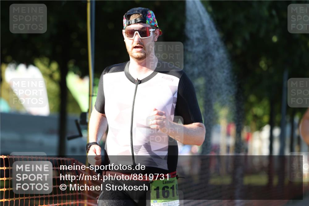 07.09.2025 - 19. Norderstedt Triathlon Michael Strokosch http://msf.ph/oto/8819731 07.09.2025 16:48:13 Laufen 903, 947, 1618 meine-sportfotos.de