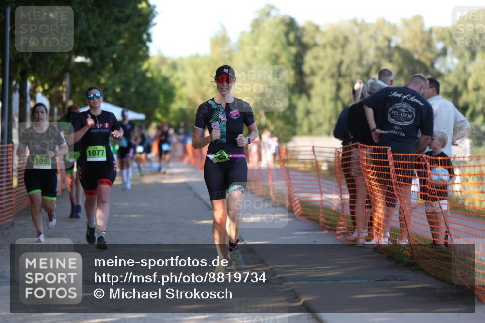 07.09.2025 - 19. Norderstedt Triathlon Michael Strokosch http://msf.ph/oto/8819734 07.09.2025 16:48:21 Laufen 1077, 1093, 1613 meine-sportfotos.de