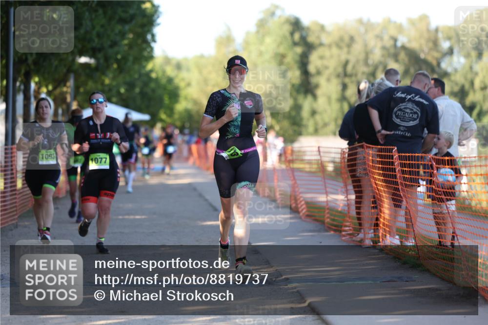 07.09.2025 - 19. Norderstedt Triathlon Michael Strokosch http://msf.ph/oto/8819737 07.09.2025 16:48:21 Laufen 1077, 1093, 1613 meine-sportfotos.de